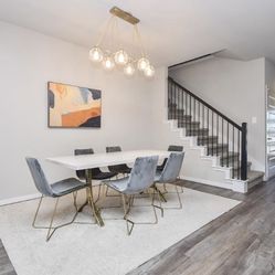 West Elm Dinning Table And Dinning Chair With Free Carpet