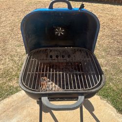 Americana Walk-A-Bout charcoal grill 