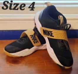 Nike shoes boys size 4