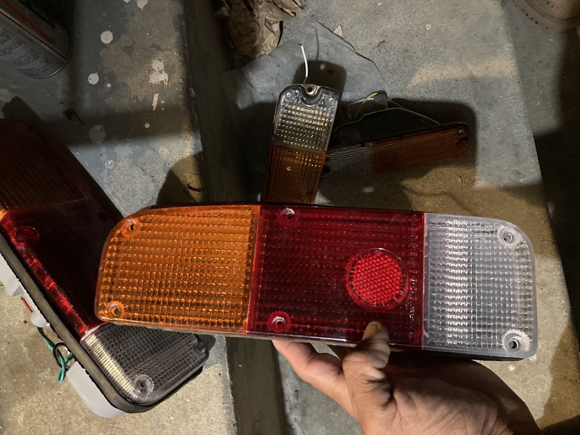Truck Parts Toyota Hilux 