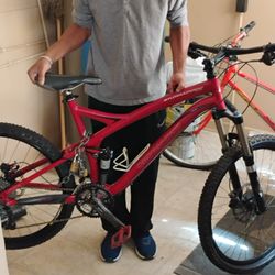 Specialized Stumpjumper FSR Elite 29 Bike