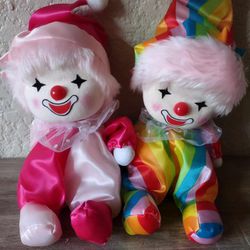 Vintage 1980's Poter Musical Clown Wind up Doll plays "It's a Small World". 