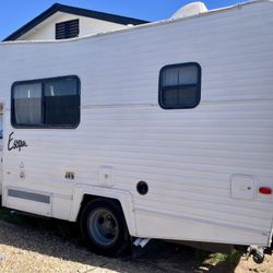 1989 Damon Chevy RV