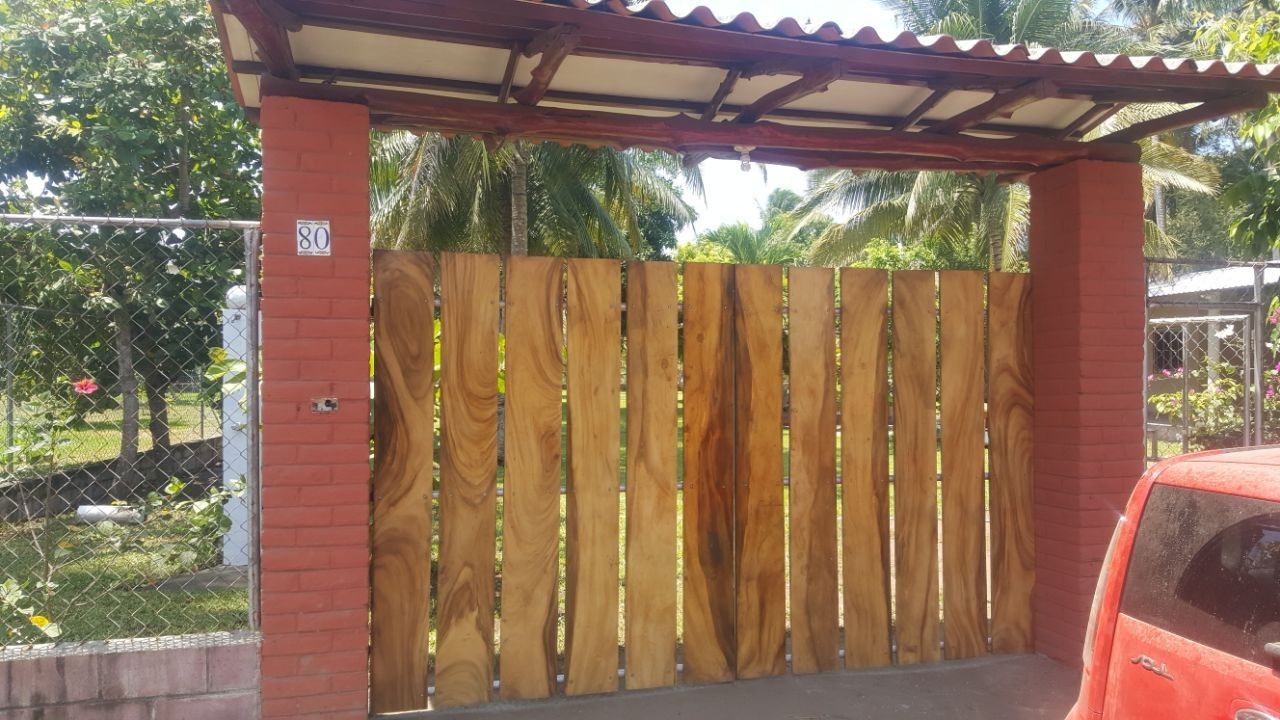 CASA DE VENTA/BEACH HOUSE FOR SALE (EL SALVADOR) for Sale in Pomona, CA