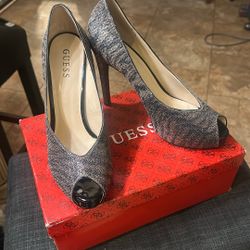 High Heels- Guess