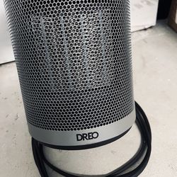 Portable ceramic heater