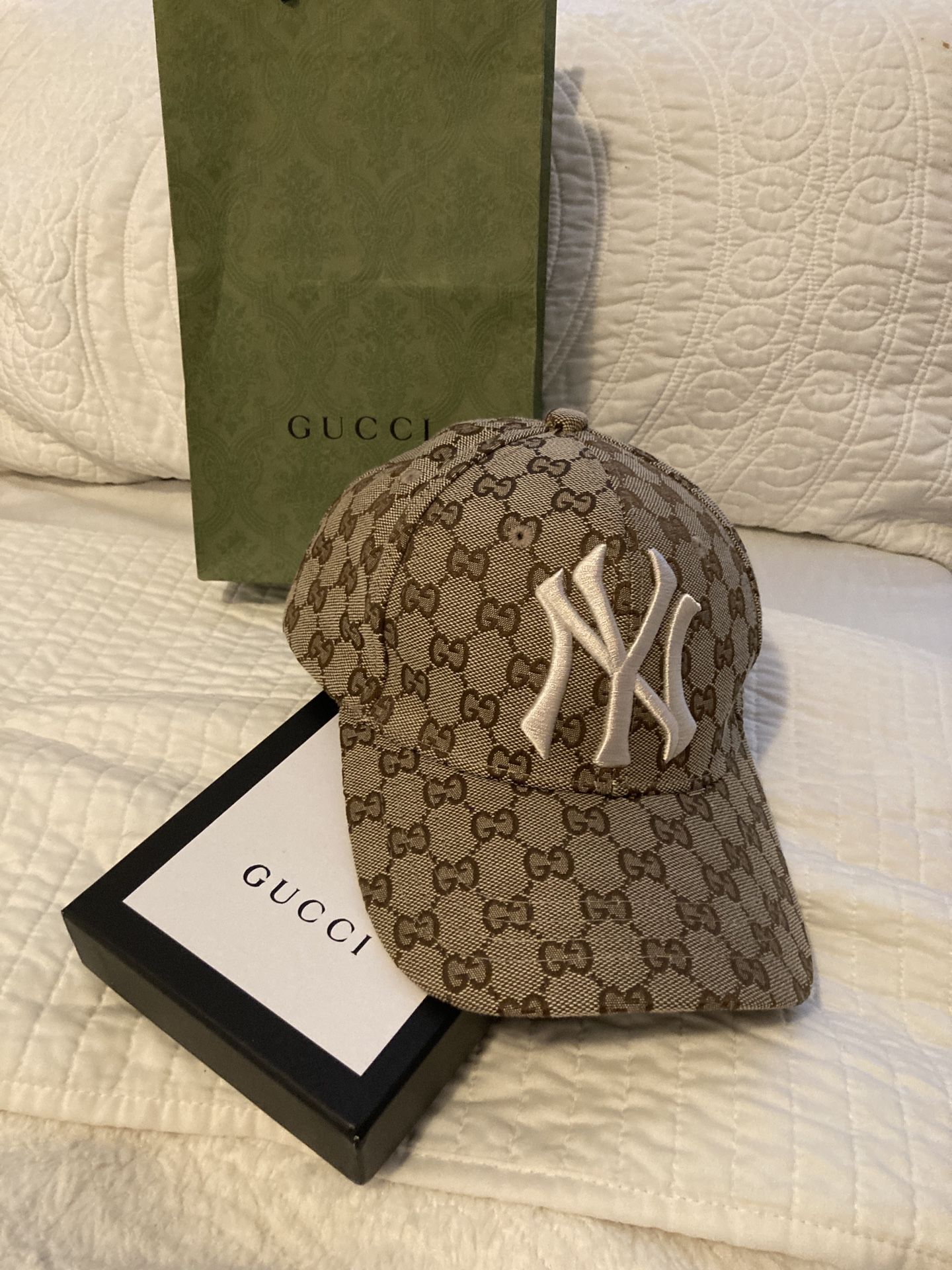 Gucci hat 