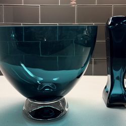 Glass Centerpiece Bowl with Matching Bud Vase 