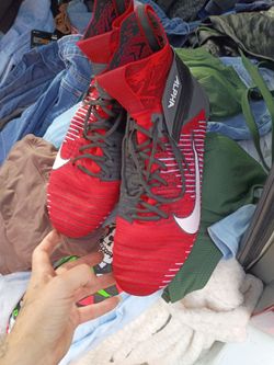 Foot ball cliets