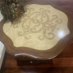 Beautiful Sturdy Coffee Table 