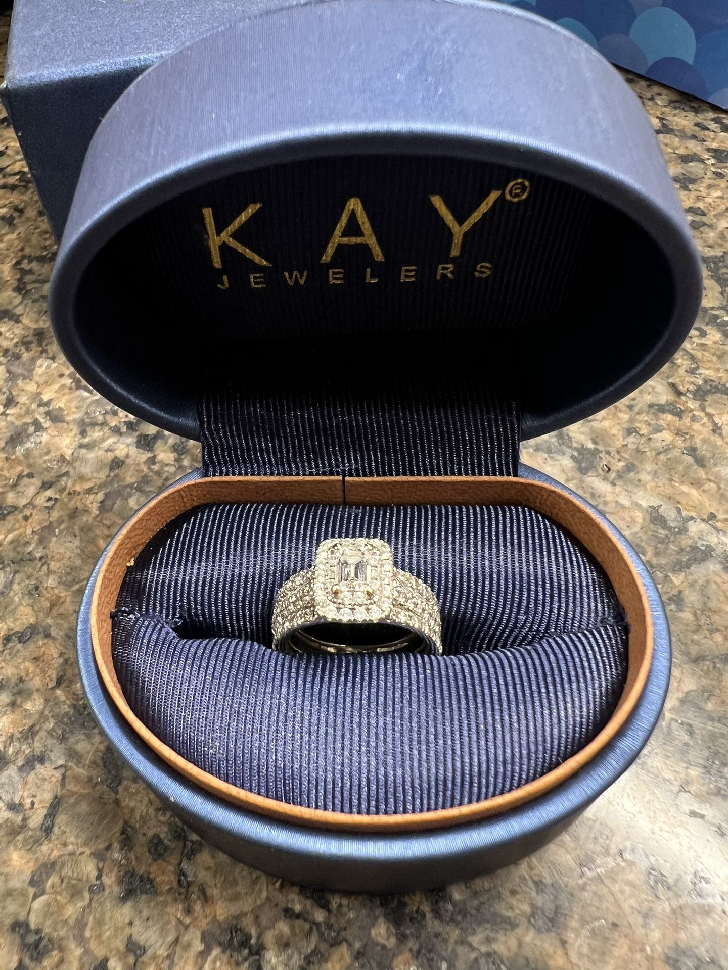 The Leo Diomand Ring Set (size 7)) Trade