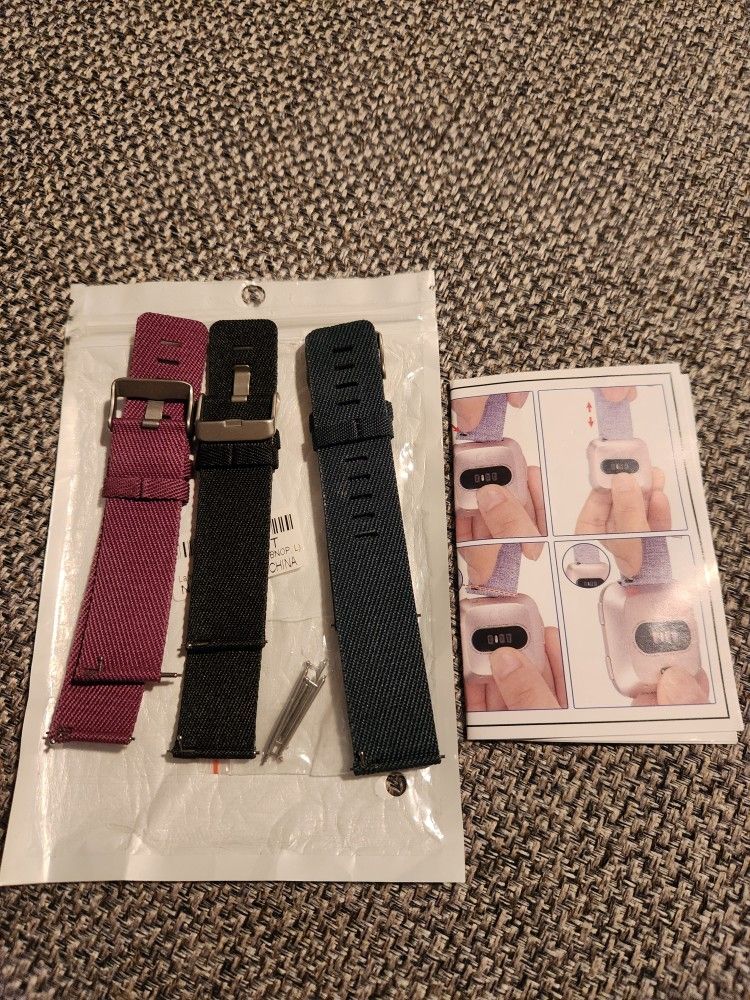 Fitbit Versa 2 Smartwatch Nice