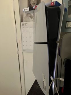 PlayStation 5 PS5 Disc Edition | Excellent Condition | Controller Included