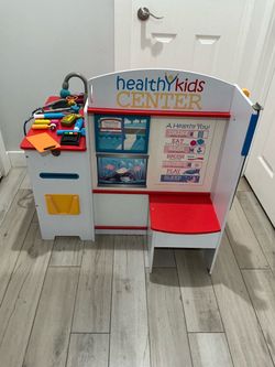 Melissa & Doug Healthy Kids Center Play Set