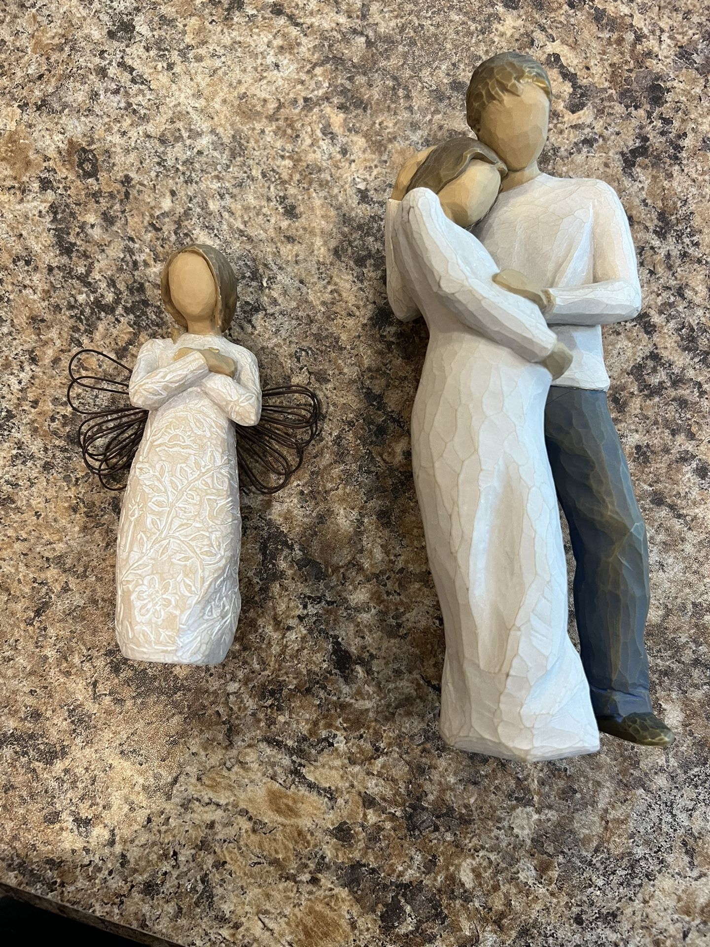 Willow Tree Figurines: Home And remembrance