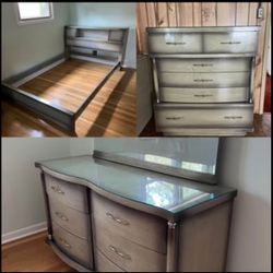 United Furniture MCM bedroom set Full Size two dressers w/ mirror green tone Vintage Mid Century 3pc