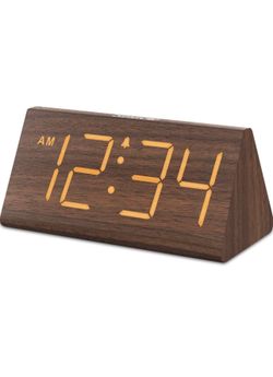 DreamSky Wooden Digital Alarm Clocks for Bedrooms - Electric Desk Clock with Large Numbers, USB Port, Loud Alarm for Heavy Sleepers, Adjustable Volume