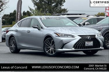 2025 Lexus ES 300h