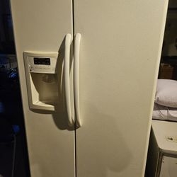 Ge Refrigerator 