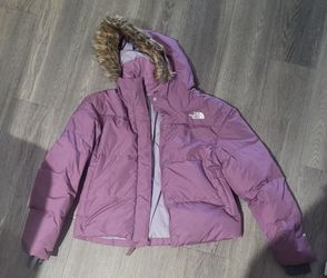 Girls (youth) North Face jacket size medium or 10/12