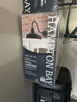 Hampton Bay Outdoor Wall Lantern Lights
