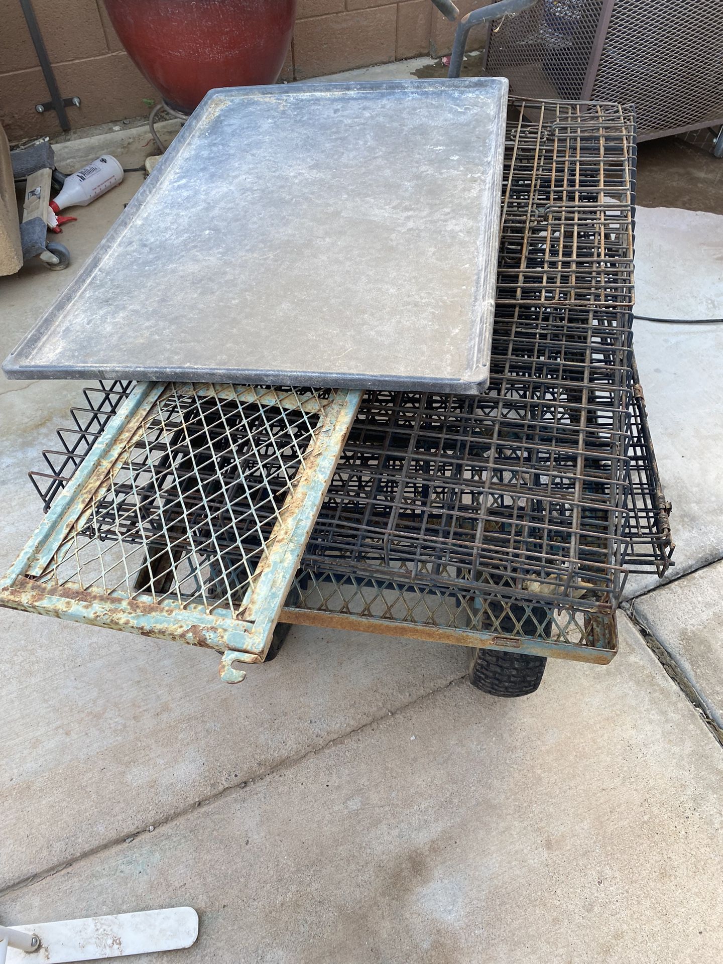Dog Kennels Large And Medium