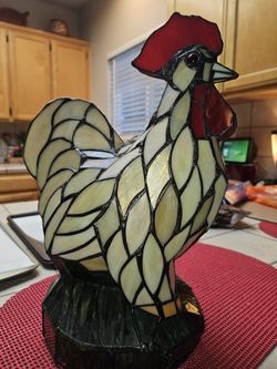 Tiffany Style Rooster Lamp