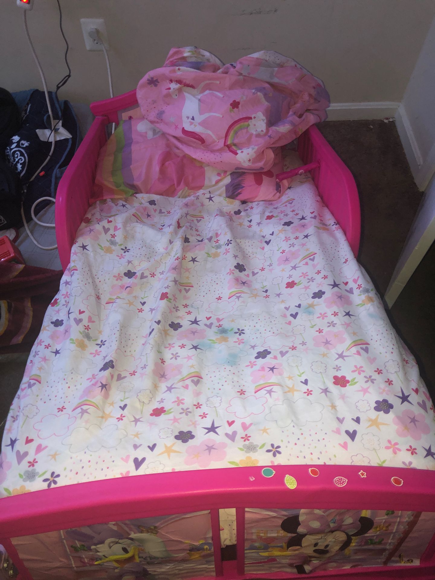 Toddler bed Minnie mouse