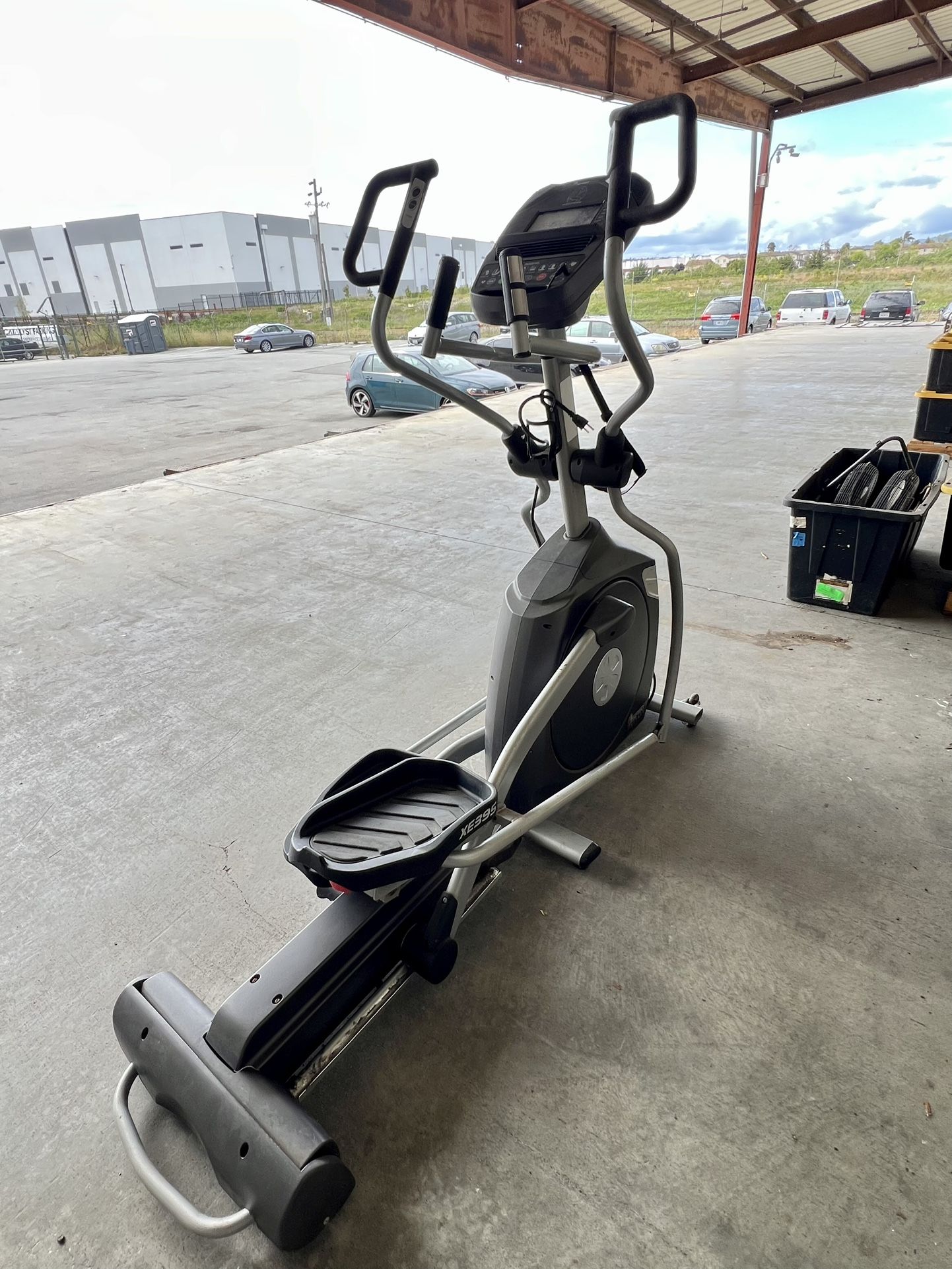 Elliptical Spirit Fitness XE395