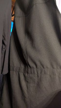 This Sleeveless Coat Is Long Perfect For Over Leggings