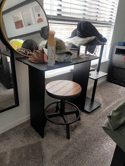 Vanity/ Table 