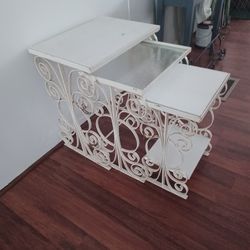 Nesting Tables