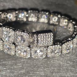 VVS1 Moissanite Bracelet