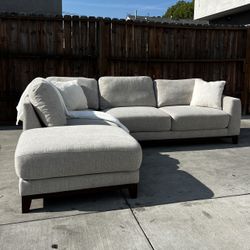 Grey/Cobblestone Amherst Sofa Sectional 