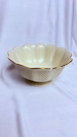 Vintage Lenox Greenfield Ivory Gold Footed Bowl & Tray
