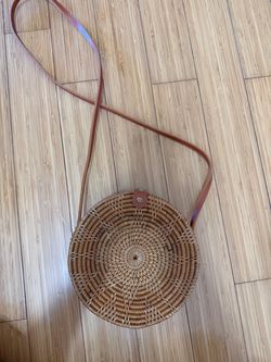 New Round Rattan Crossbody Bag