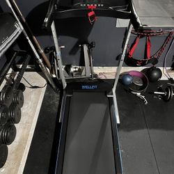 BRAND NEW Wellfit Treadmill