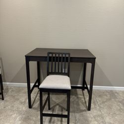 Dinner Room Table W/chair 