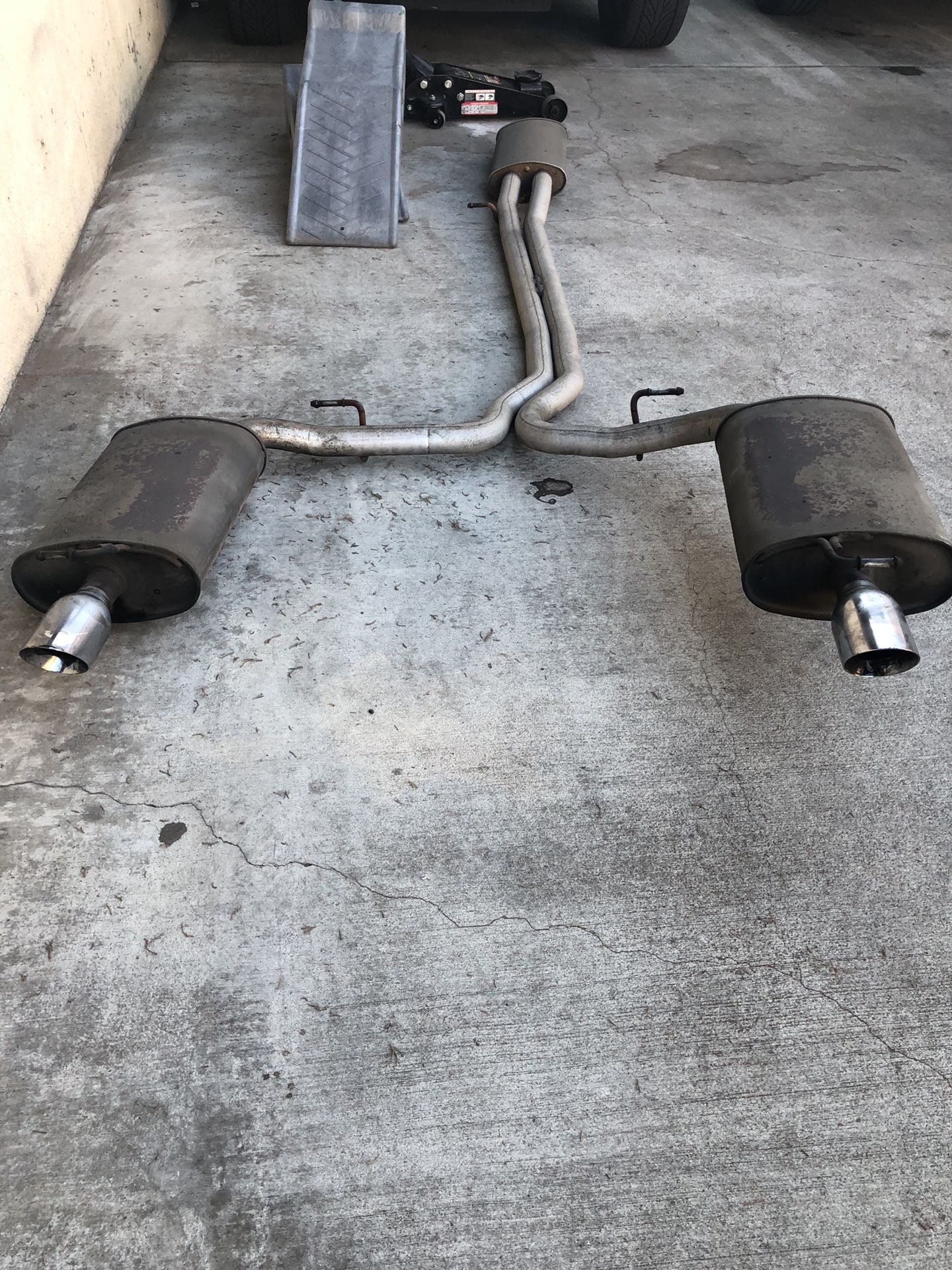 Ford explorer sport 2014 exhaust system OEM used