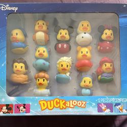 Disney Duckalooz 12-Pack Rubber Duck Set by just play 