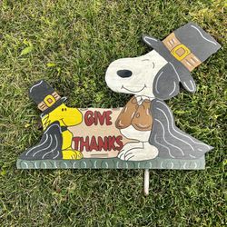 THANKSGIVING SNOOPY LAWN SIGN ART DECOR