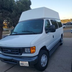 2007 Ford E250
