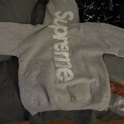Supreme Hoodie
