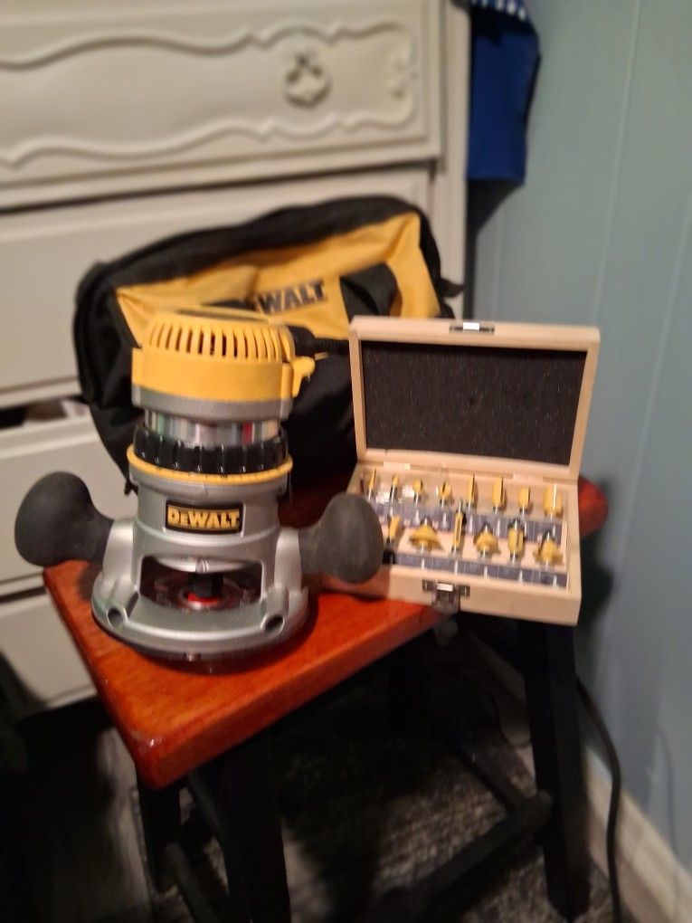 Dewalt Router N 16 Bits Every Thing Is New