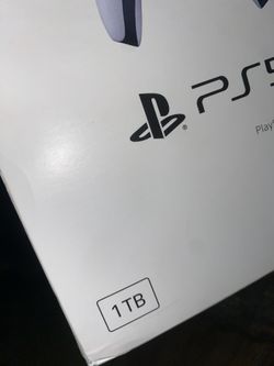 PLAYSTATION 5 (PS5 {Slim}) 
