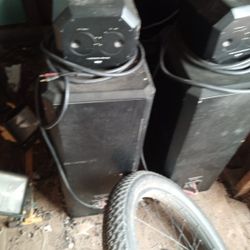 B &W Home Stereo Speakers