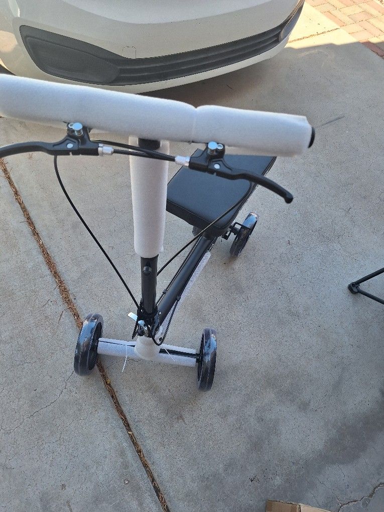 Knee Scooter, Brand New