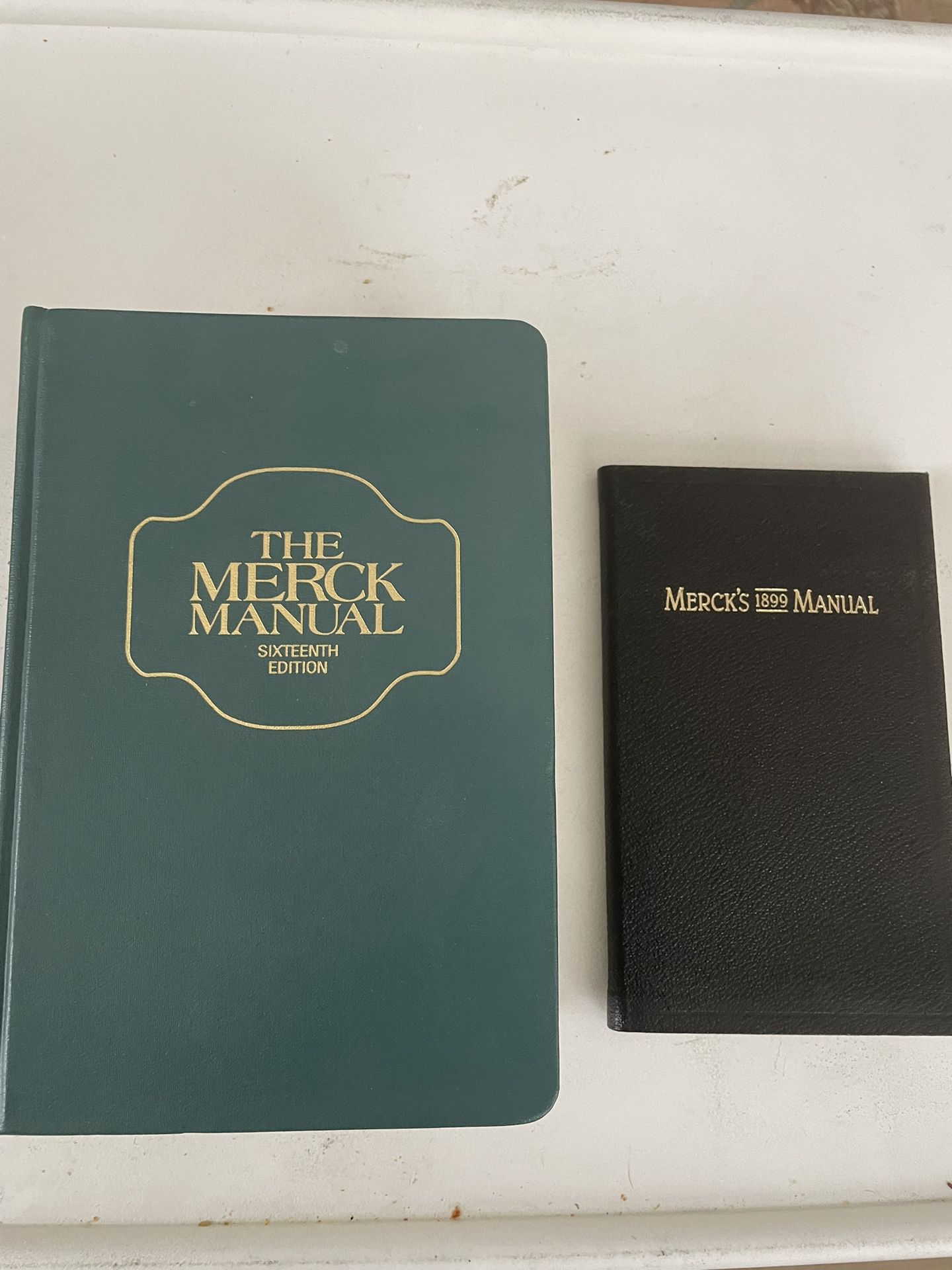 The Merck Manual With 1899 Historical Version