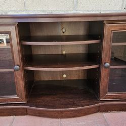 Pre-Owned Dark Wood Veneer Television Stand/Entertainment Unit