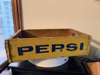 Vintage 1970’s Yellow Pepsi Cola Wood Soda Pop Crate